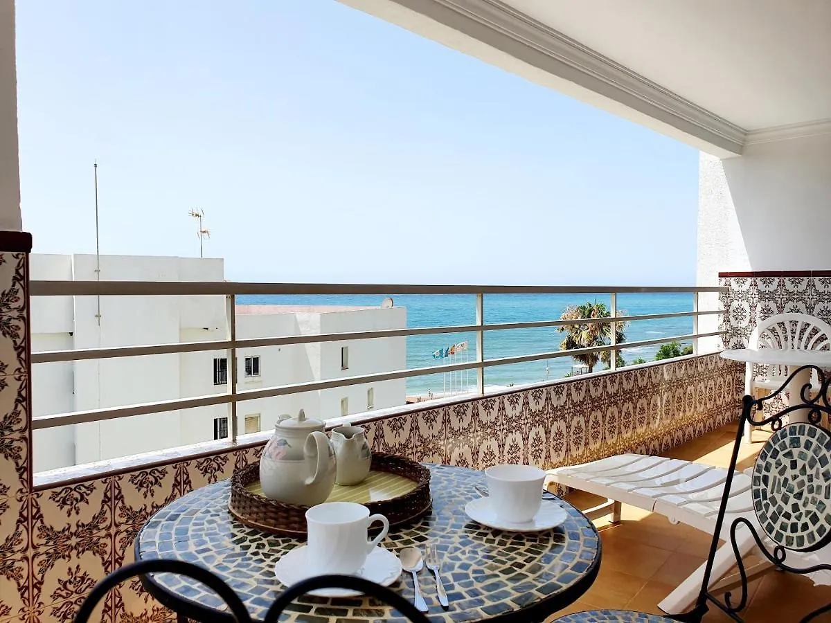 Apartamento Luna Beach Seafront Marbella