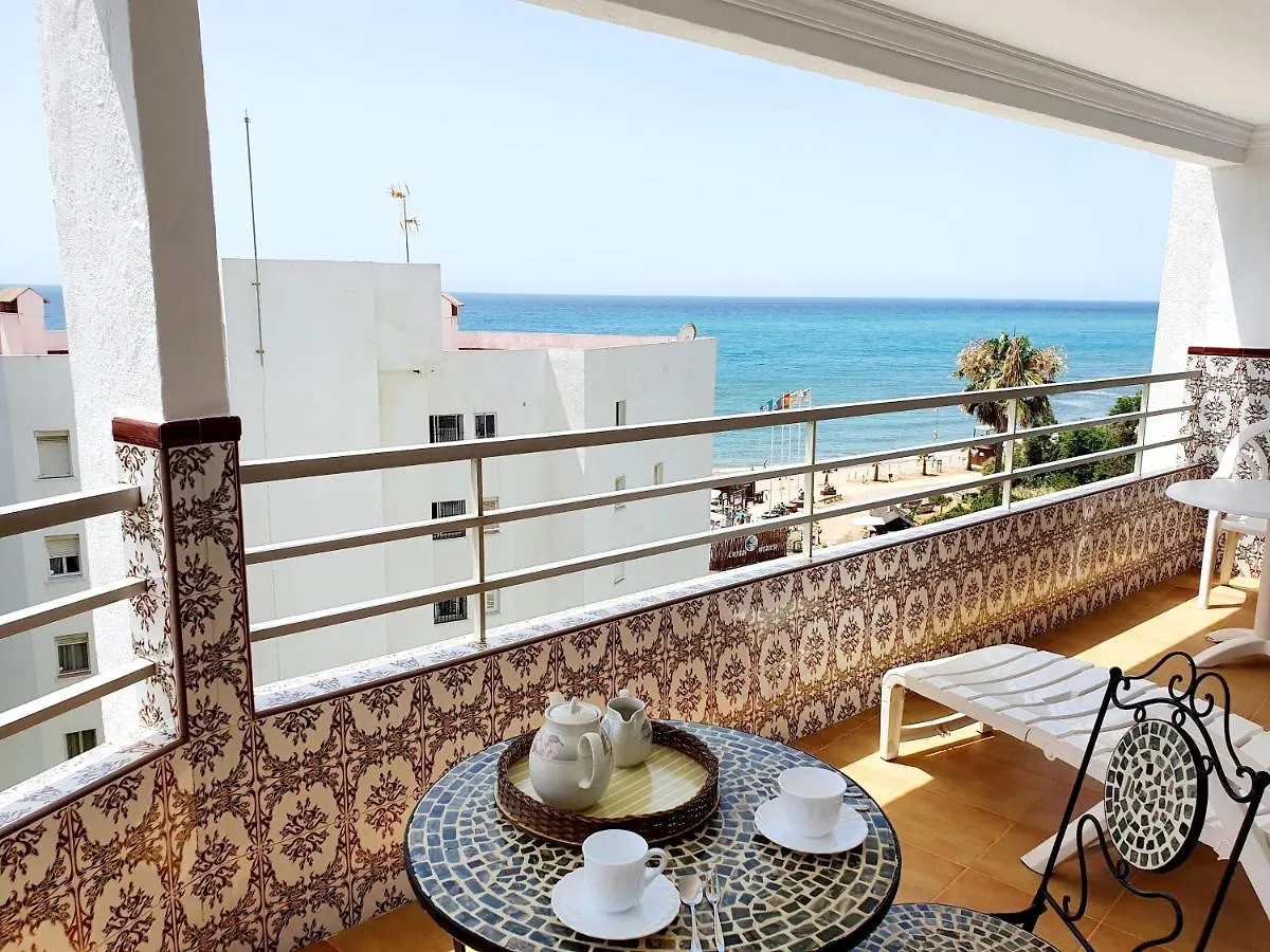 Luna Beach Seafront Marbella 0*,  Espanha