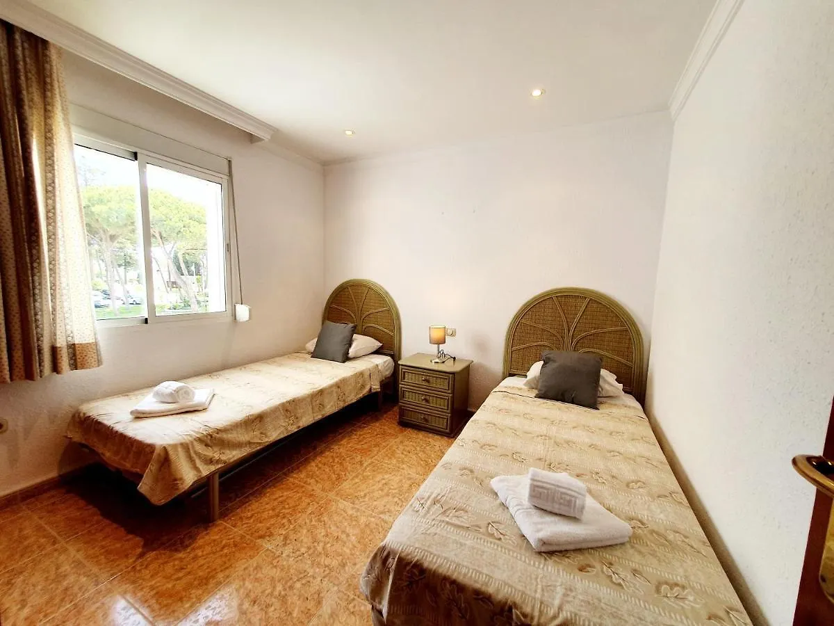 Luna Beach Seafront Marbella Espanha
