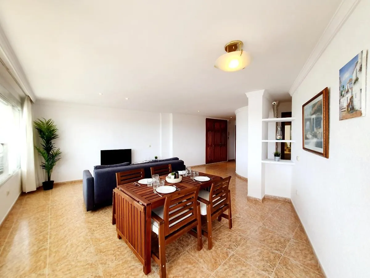 Luna Beach Seafront Marbella 0*,
