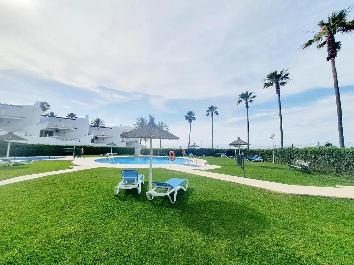 Luna Beach Seafront Marbella 0*,  Espanha