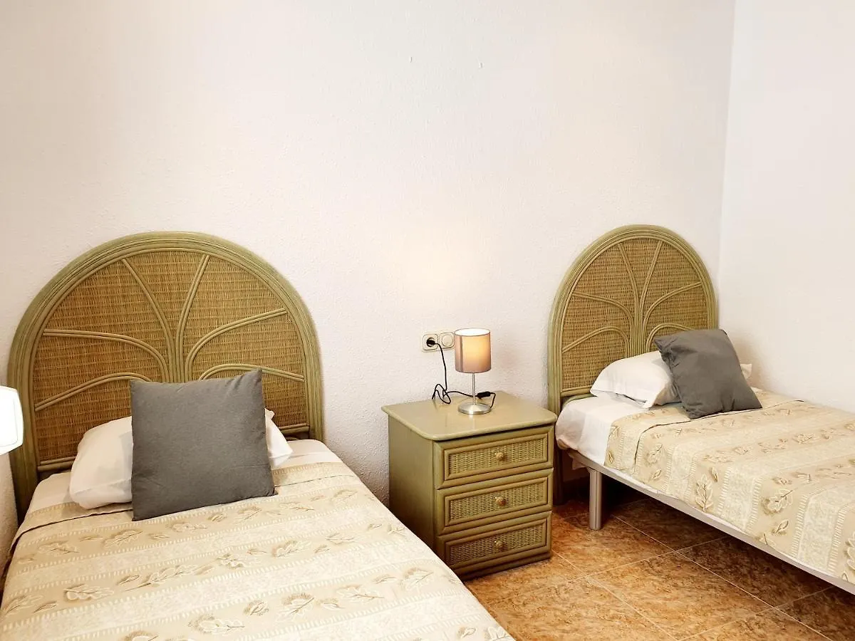 Luna Beach Seafront Apartment Marbella