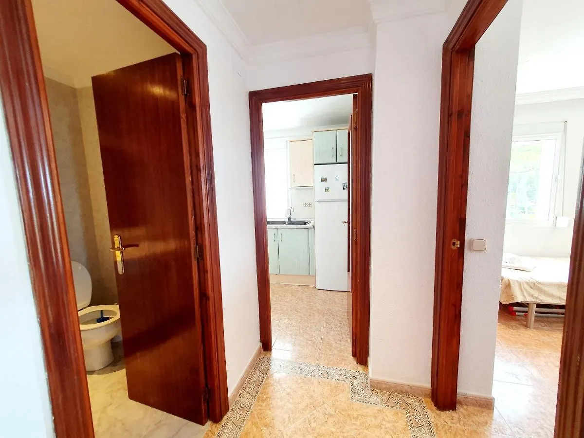 Luna Beach Seafront Apartment Marbella
